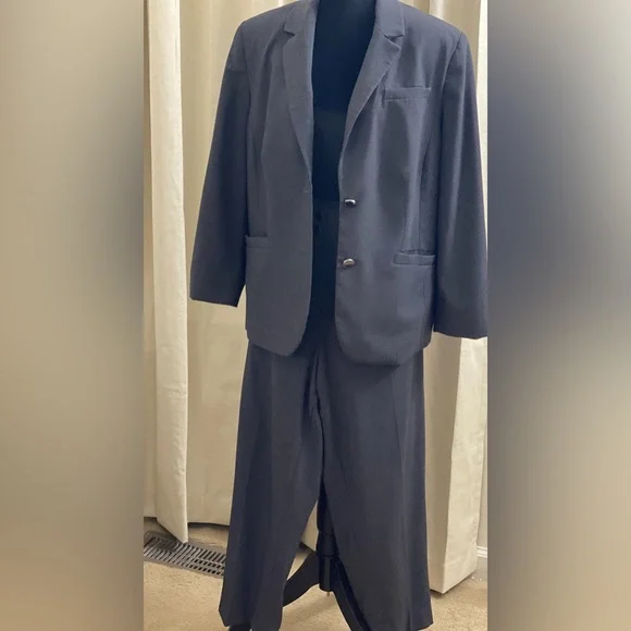 Calvin Klein Charcoal Suit - Picture 5 of 14